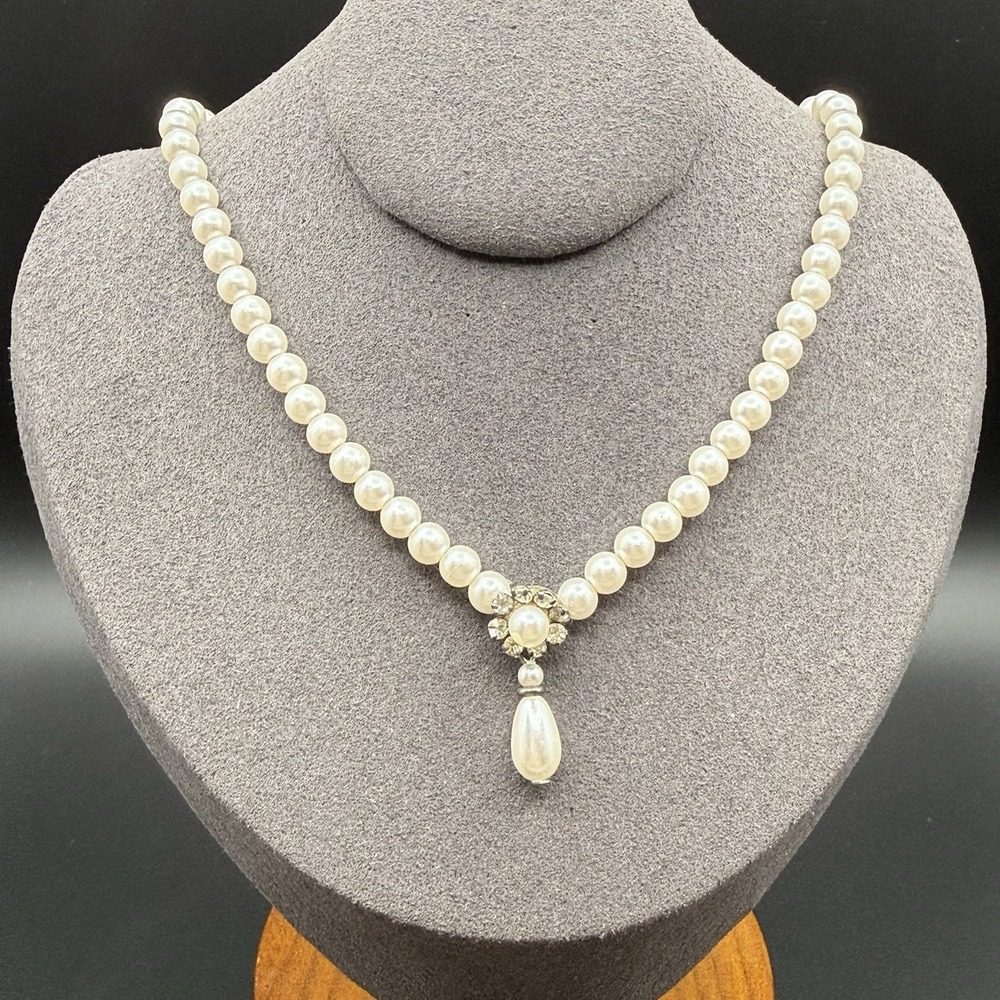 Vintage Faux Pearl Necklace Crystal Rhinestone Flower Teardrop Dangle Bridal 18"